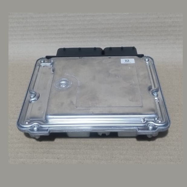 BMW 1 SERIES F20 LCI  116D ECU B37 ENGINE IGNITION KIT OEM+ KEY OEM  8589141