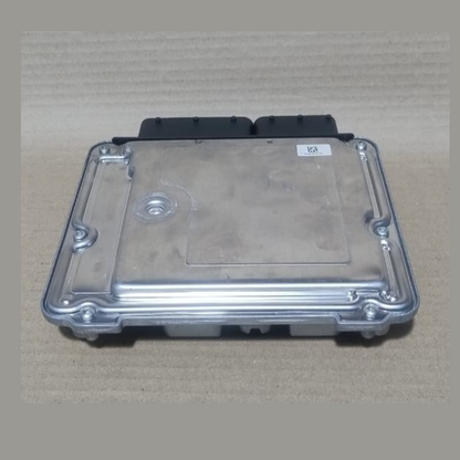 BMW 1 SERIES F20 LCI  116D ECU B37 ENGINE IGNITION KIT OEM+ KEY OEM  8589141