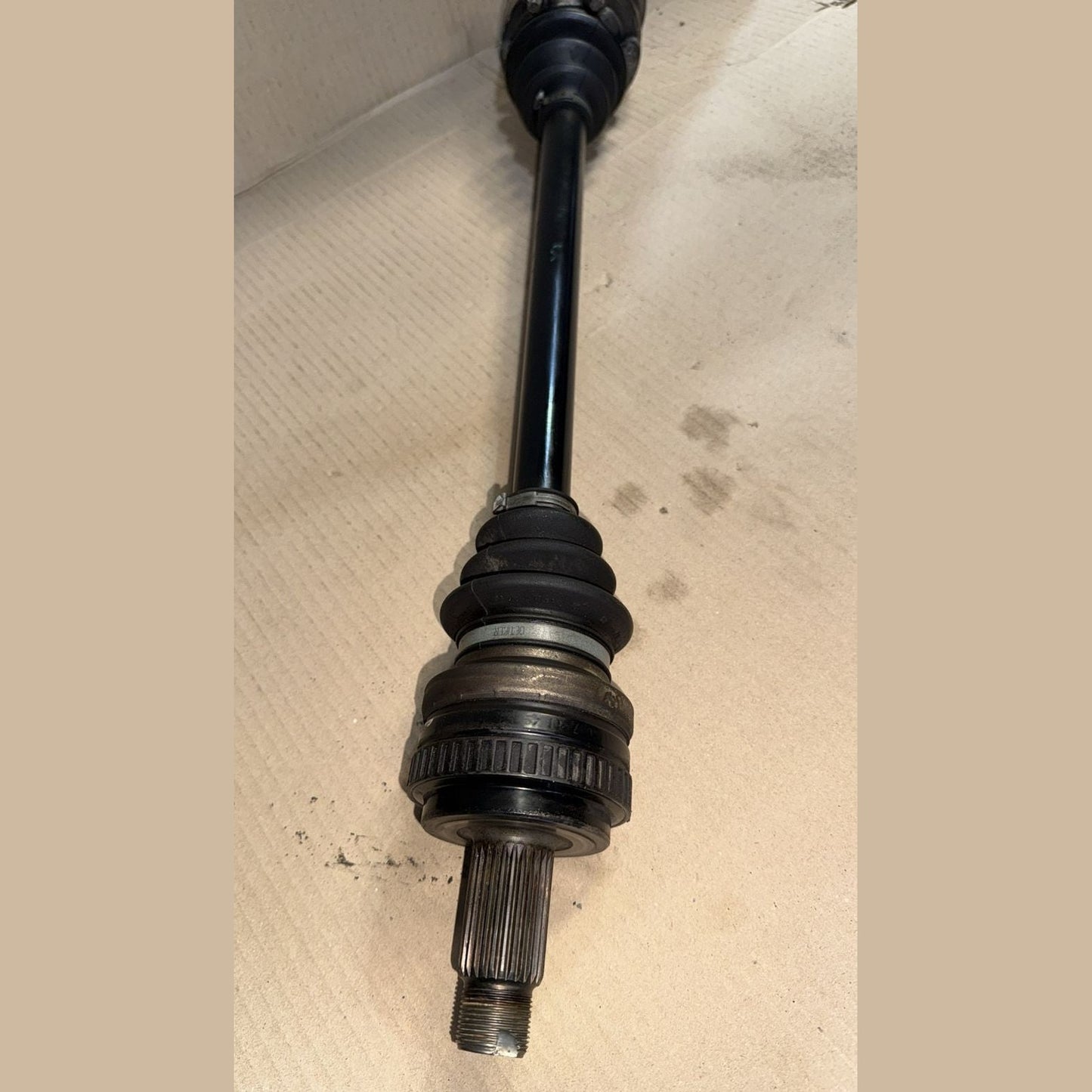 BMW AXEL OUTPUT SHAFT  E84 X1 N20 2013 RP RIGHT LK=86MM/D=29MM 1    3320-7619498