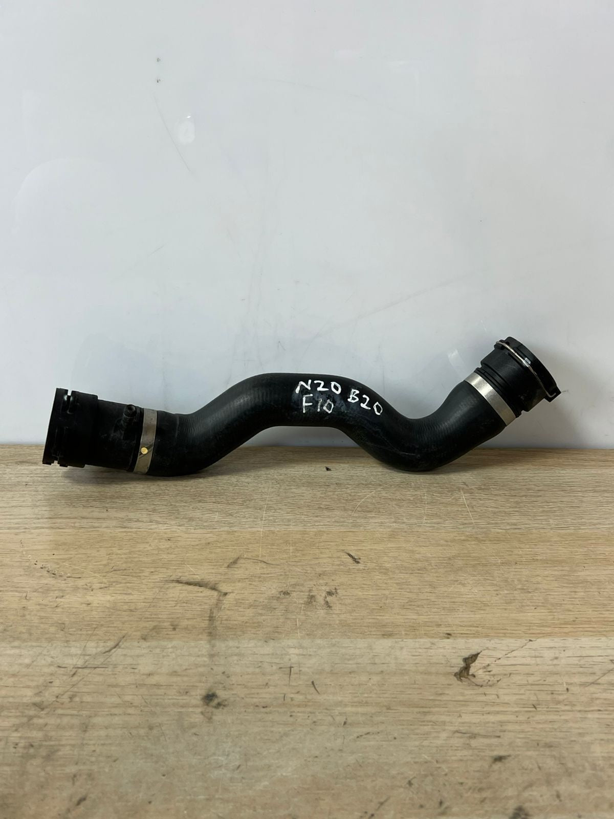 2012-2016 BMW 528i xDrive 528i Upper Radiator Coolant Hose 17127619684 