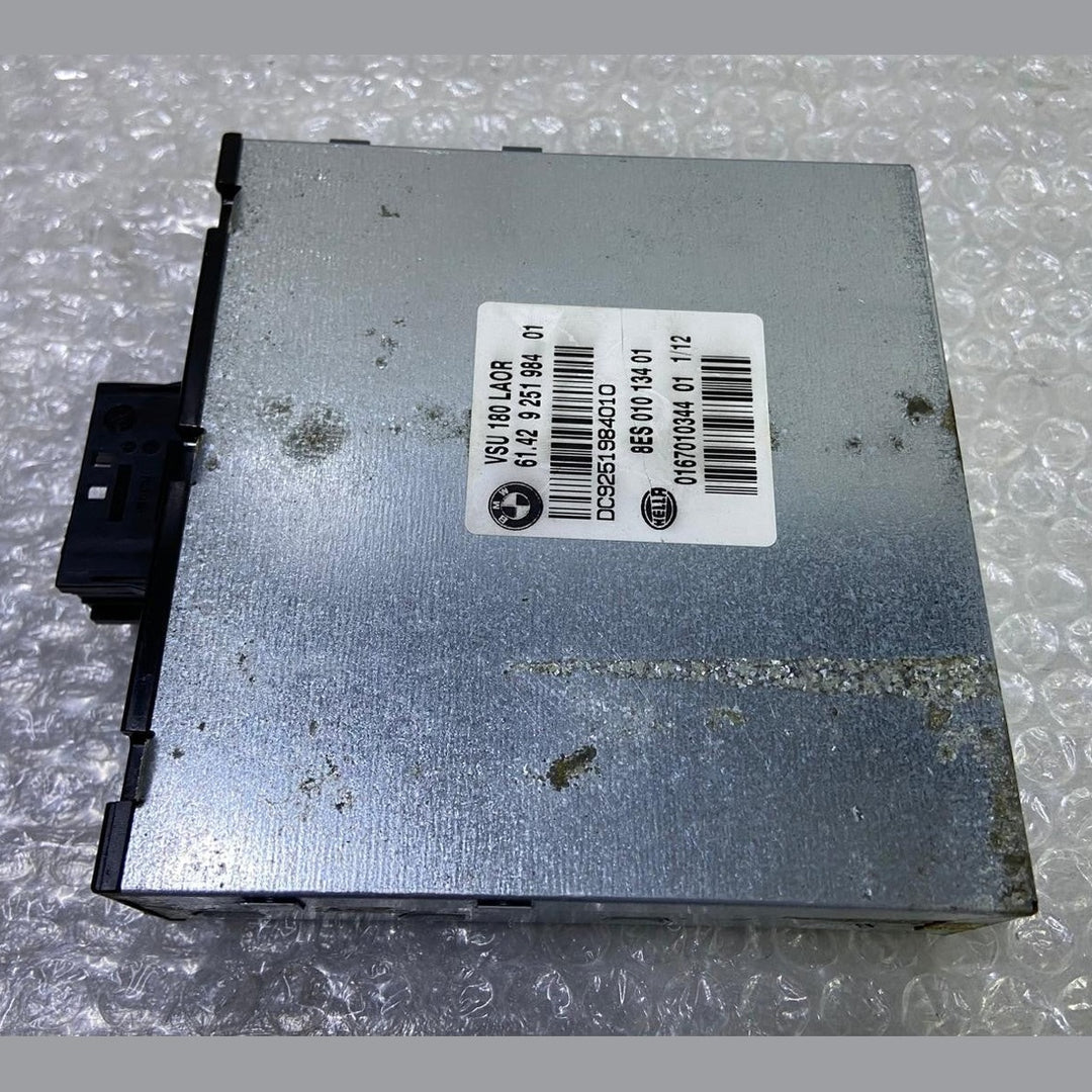 OEM BMW 5 SERIES F10 VOLTAGE CONVERTER CONTROL MODULE ECU 9251984