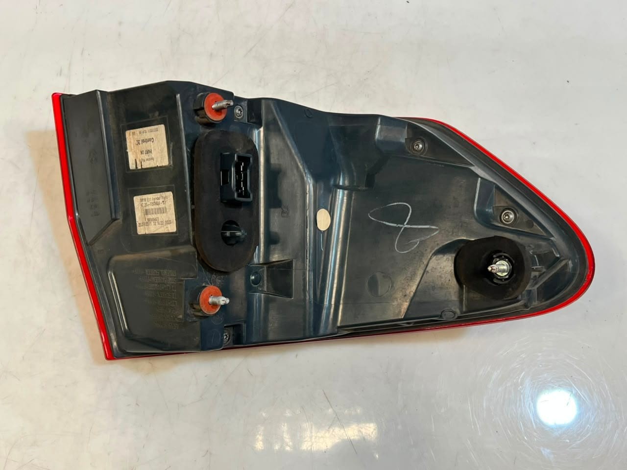 2010-2016 BMW F11 FENDER 528i LEFT RIGHT Tail Light BACK LIGHT 7203233 7203234