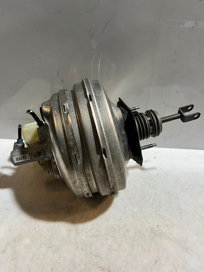 2010-2011 BMW 5 Series F10 F11 F06 F12 F13 528i Brake Booster Master Cyl 6796726