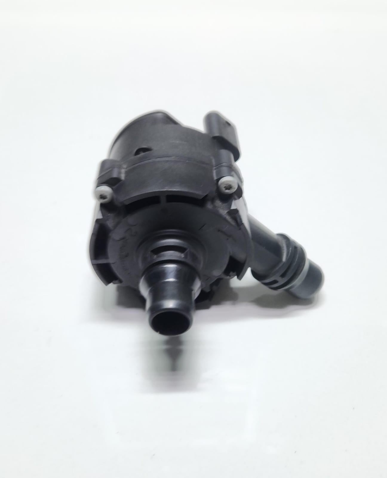 2016 BMW X3 Auxiliary Water Pump 7643949 3 Series F30 F31 F35 OEM