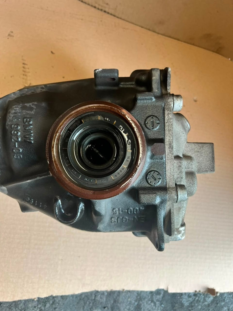 2012-2016 BMW F30 320i 328i 335i Rear Differential Carrier 7612164 RATIO 3.15