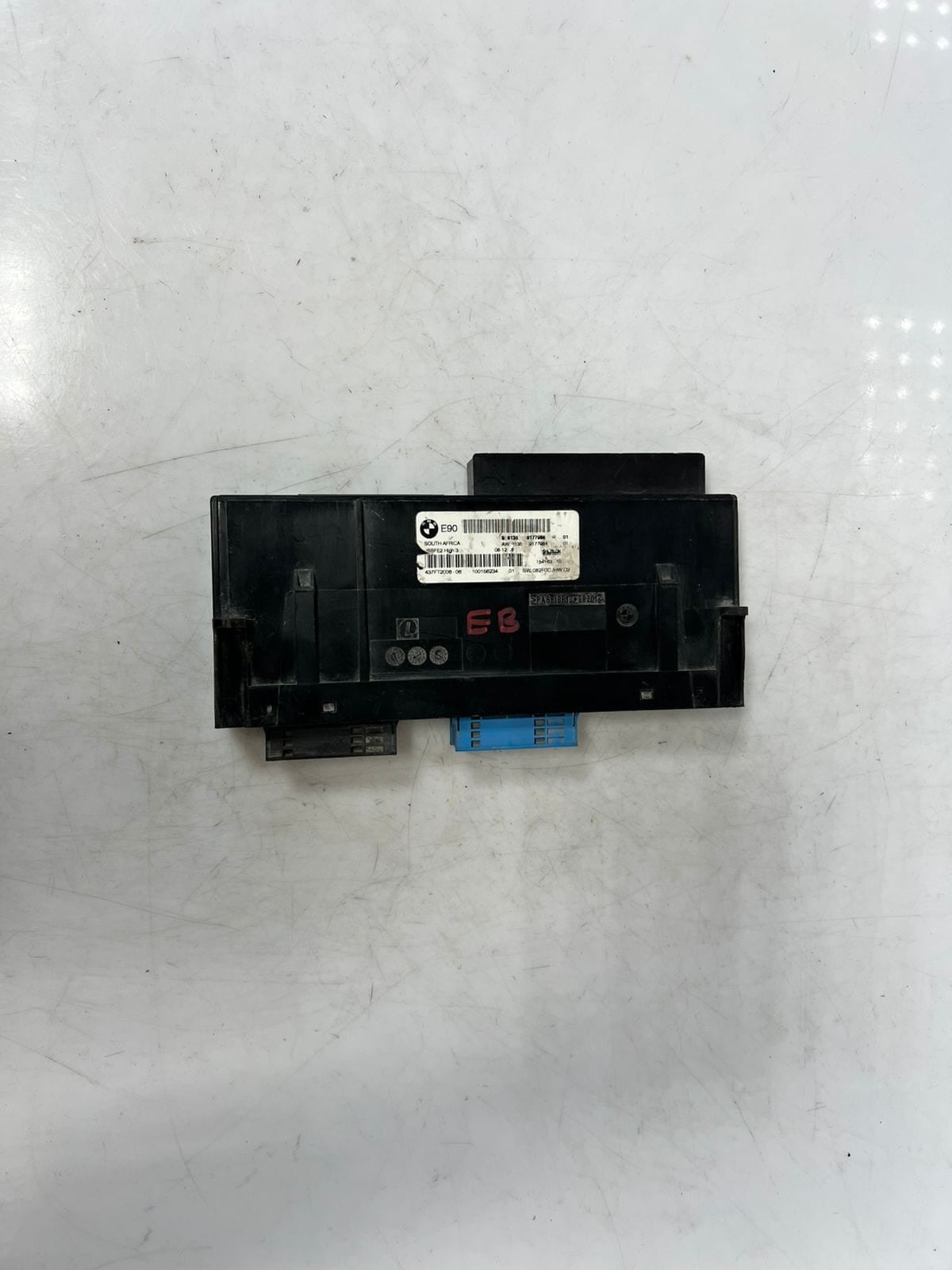 2007-2008 BMW 323i 320i E90 Body Control Module BCM 9177986 OEM