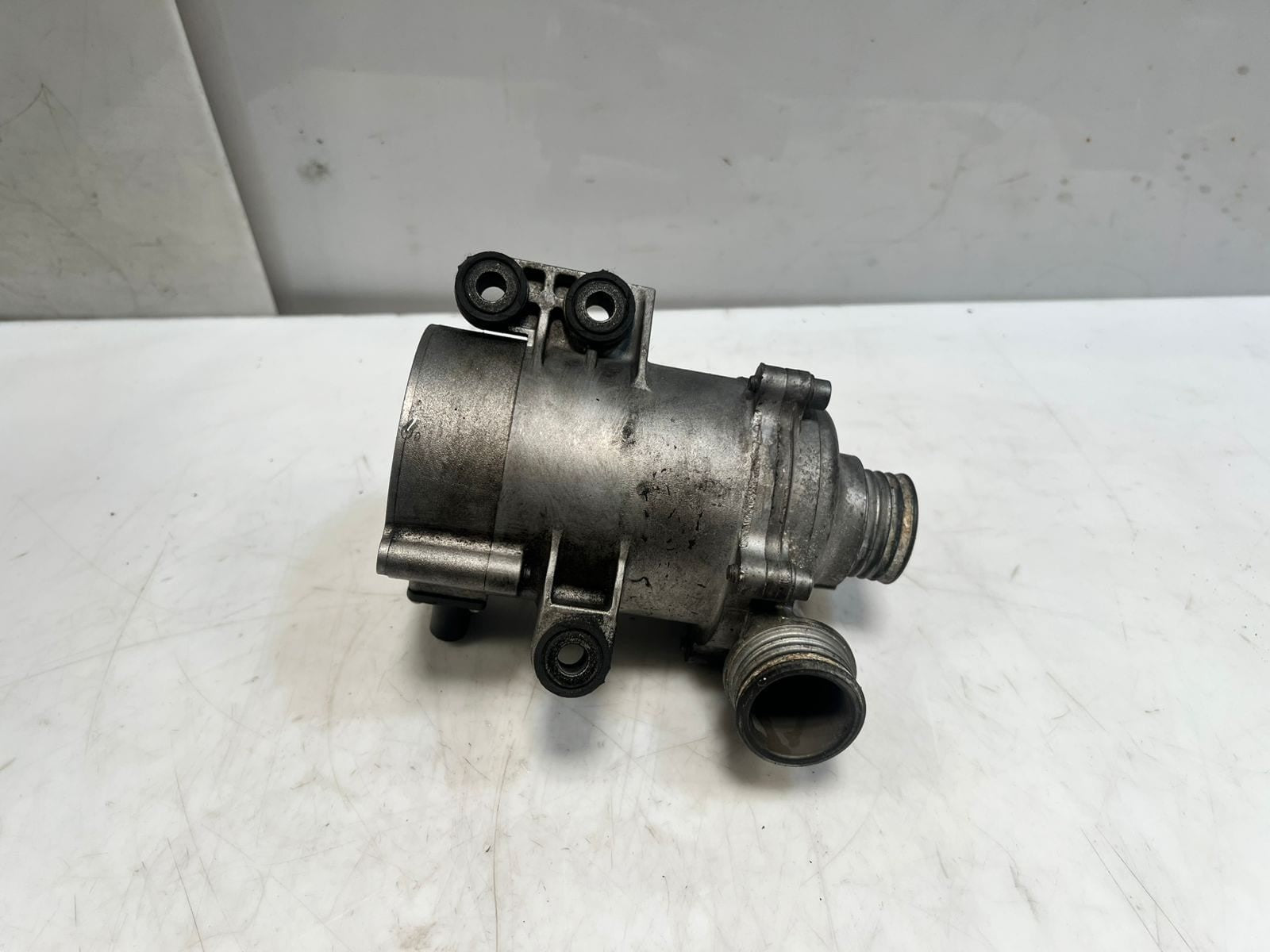 BMW F10 N20 F21 F22 F23 F30 F31 F34 F35 E84 Electric Water Pump 7597715 OEM