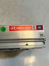 2011-2014 Hyundai Azera Extension Amp Assembly 963703V201