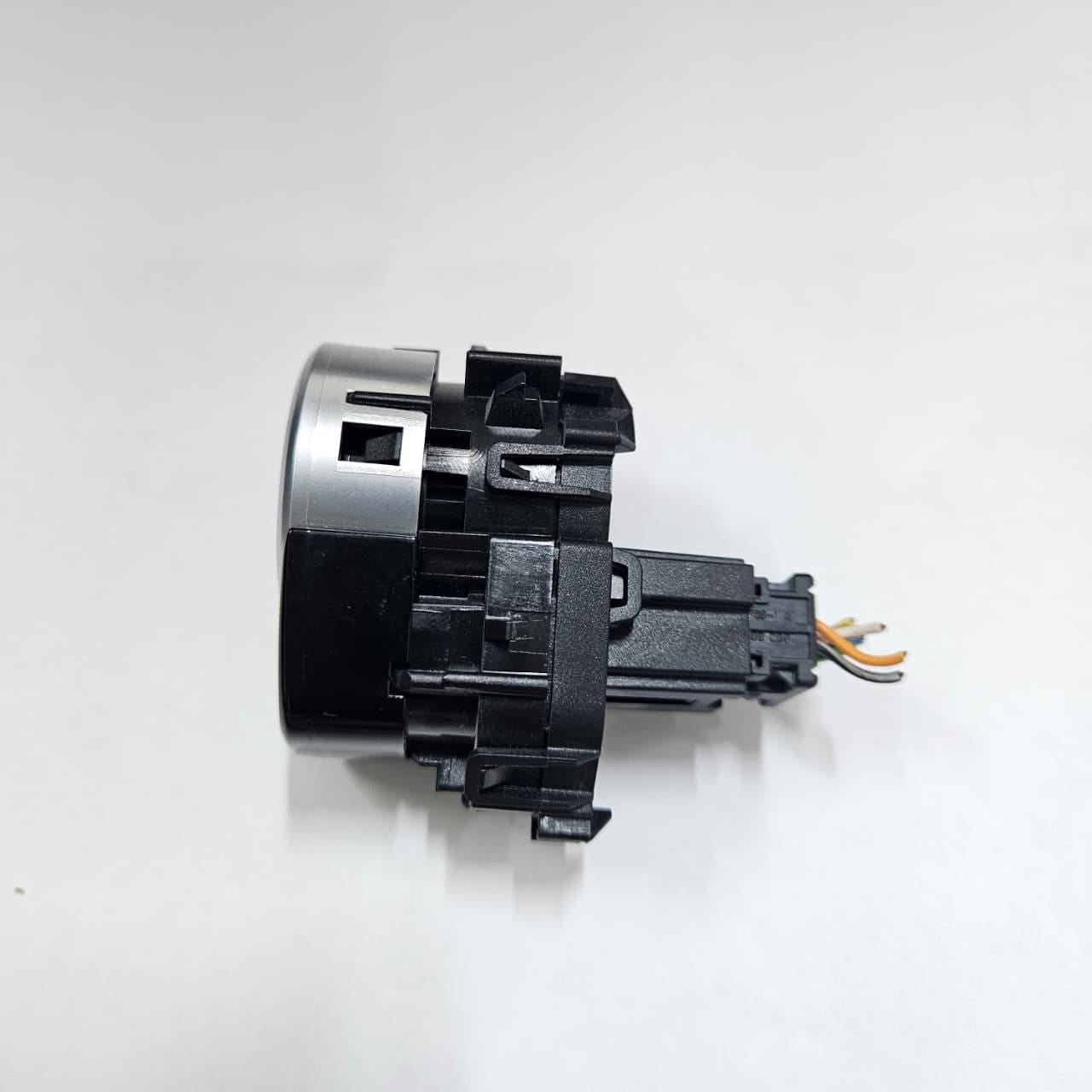 BMW 5 Series G30 G31 G38 Engine Start Stop Switch 7948012