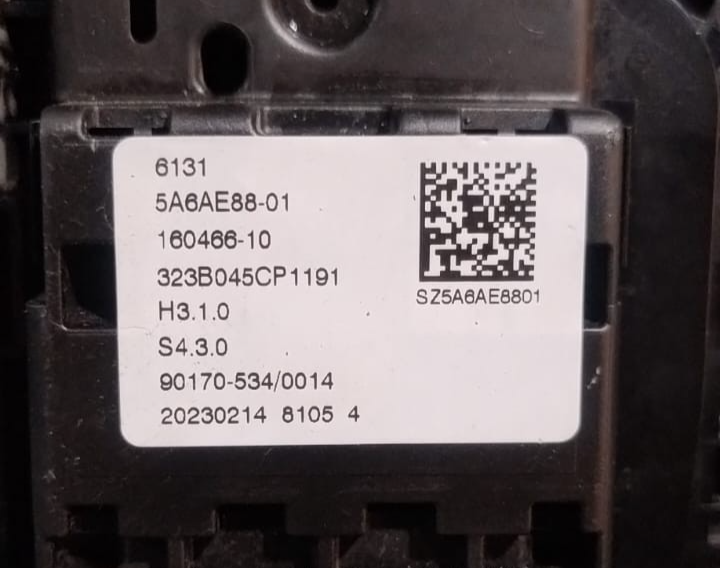 BMW G26 I4  CENTER CONSOLE GEAR SELECTOR PANEL P/N 5A6AE88