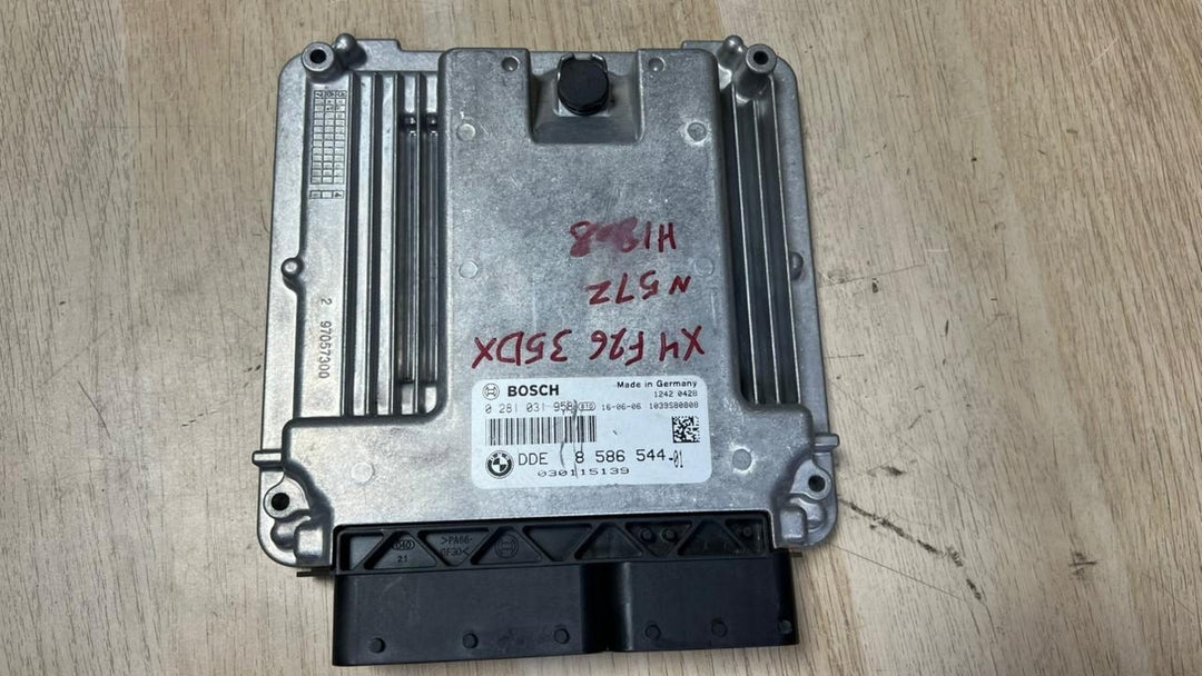2014-2018 BMW X5 Engine Control Unit 8586540 F30 F32 330d 430d N57N diesel ECU