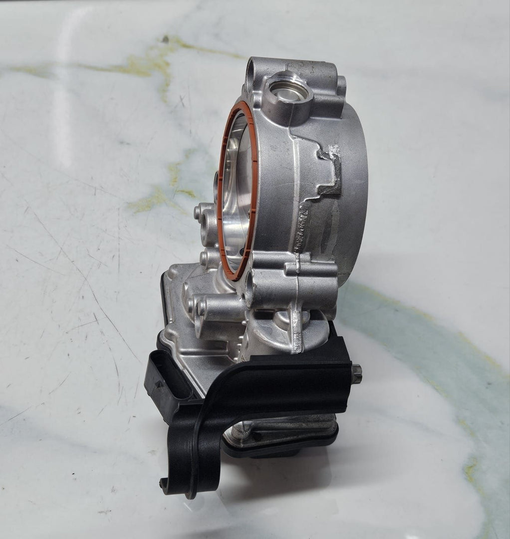 2024 BMW X5 G05 THROTTLE BODY VALVE 3.0L 9847189 OEM