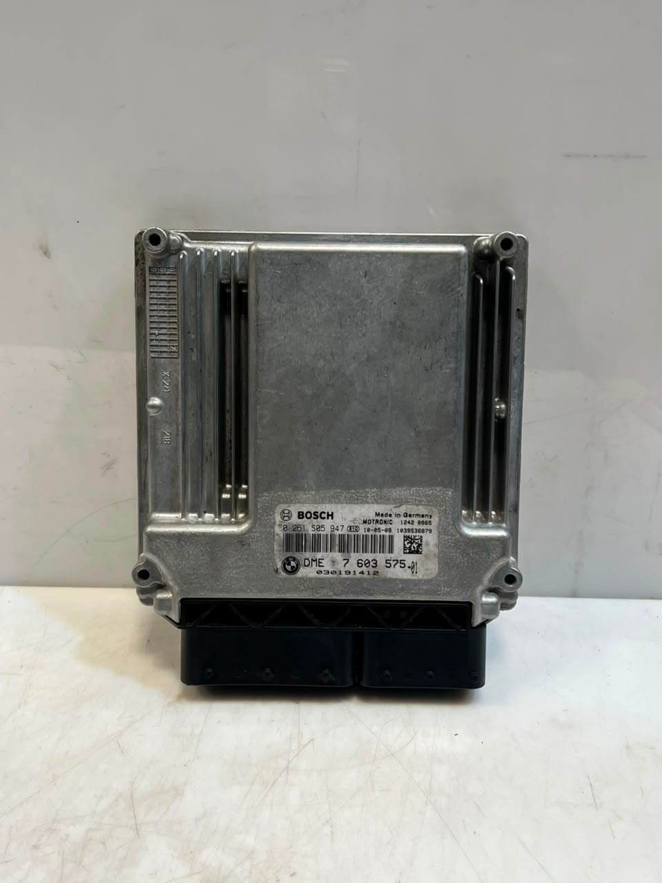 2010-2015 BMW E87 E88 E90 E84 X1 N46 Engine Control Module ECU ONLY DME 7603575