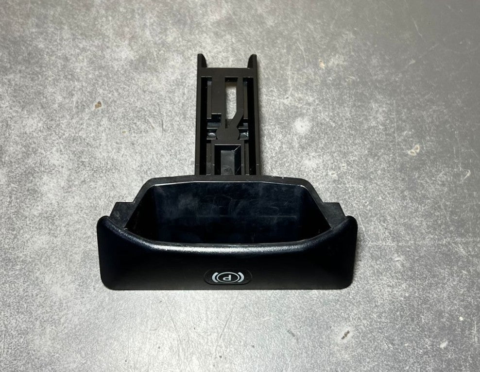 2008-2014 MERCEDES-BENZ W204 C-Class PARKING BRAKE CONTROL SWITCH A204 4270020