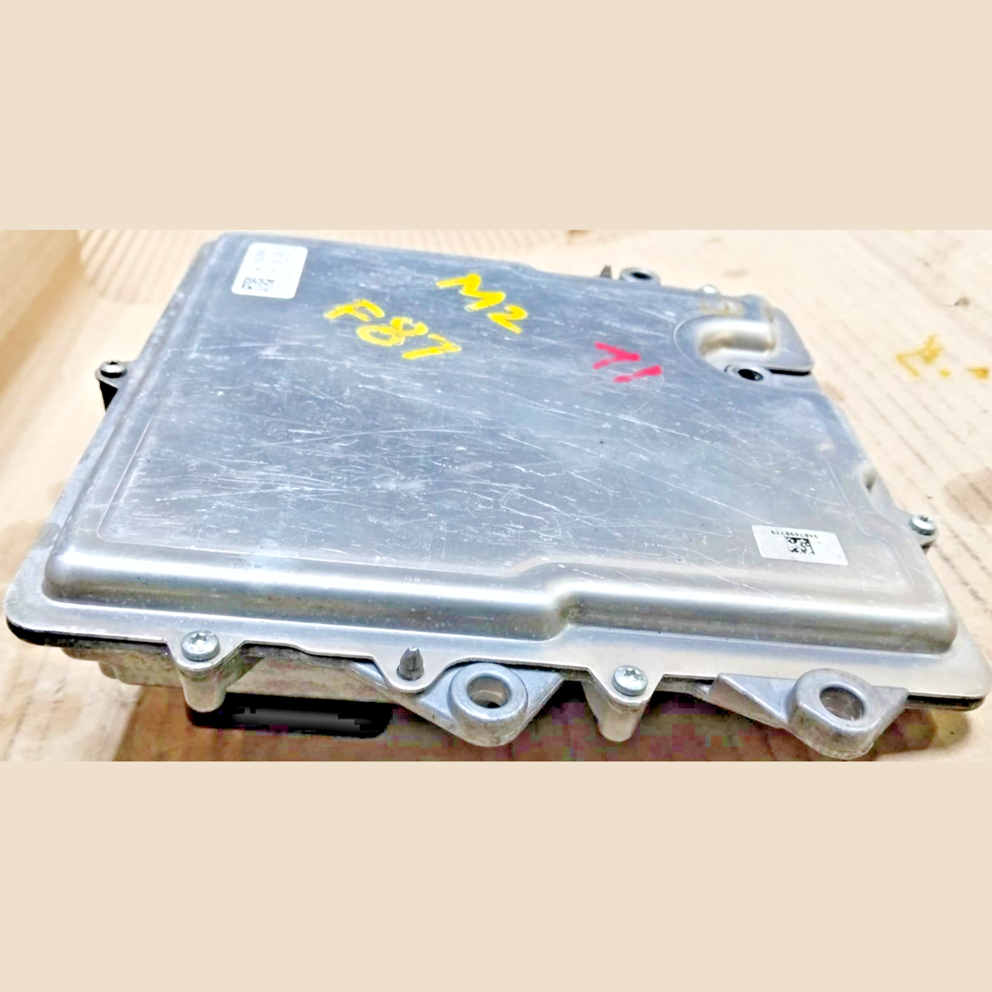 Engine control unit (ECU) for BMW 2 Coupe F87 2015  DME 8693361