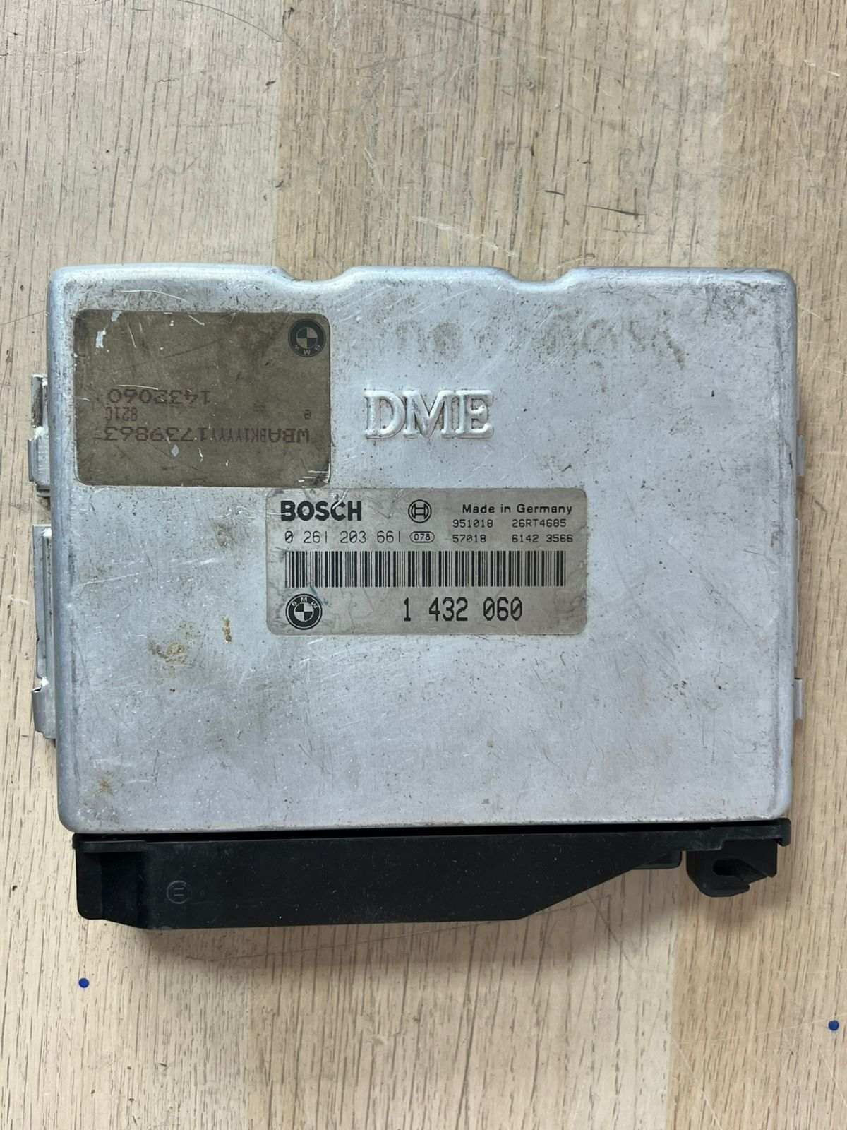 1996-1999 BMW 318i Engine Control Unit 1432060 E36 318i and Z3 models with M43 