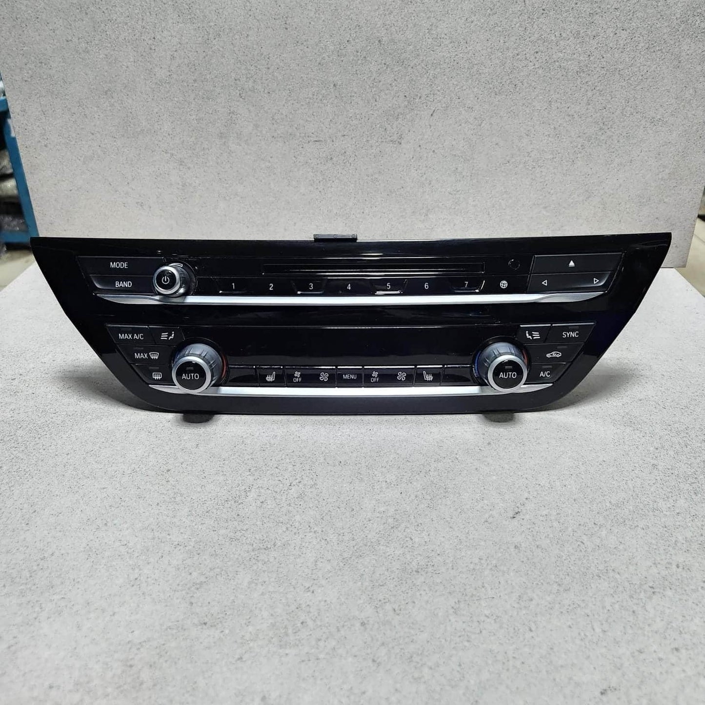 2017-2020 BMW 530i Temperature And Radio Control Panel 7947871 G30 530 540 M550