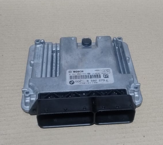 BMW 3 4 F30 F31 F32 F36  N47 ENGINE CONTROL UNIT DME ECU ONLY DDE - 8582279