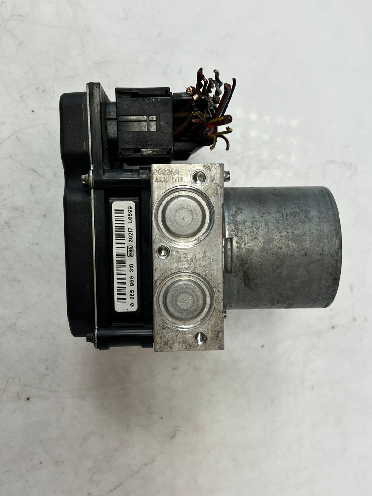 2004-2006 GENIUNE BMW 525i E60 E61 ABS Brake Pump Module 6768614 OEM