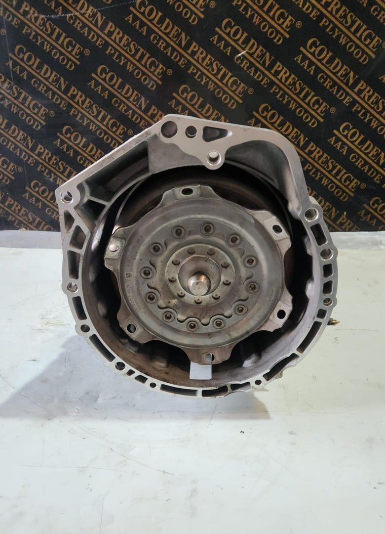 2012-2015 BMW 520I Automatic Transmission 8601690 N20B20B F10 OEM 8HP45 ZF