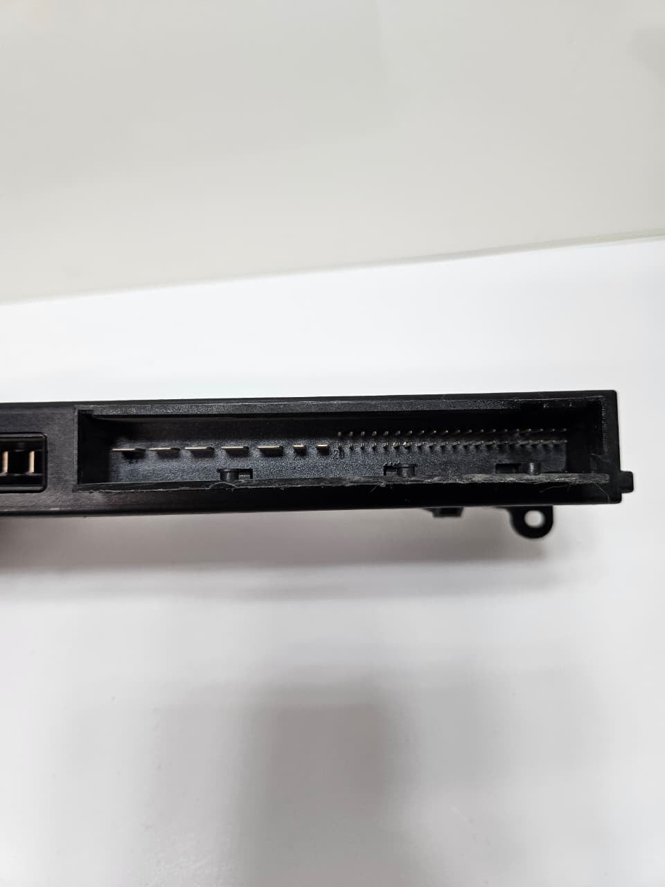OEM BMW E87 1 SERIES BODY CONTROL MODULE 6983304