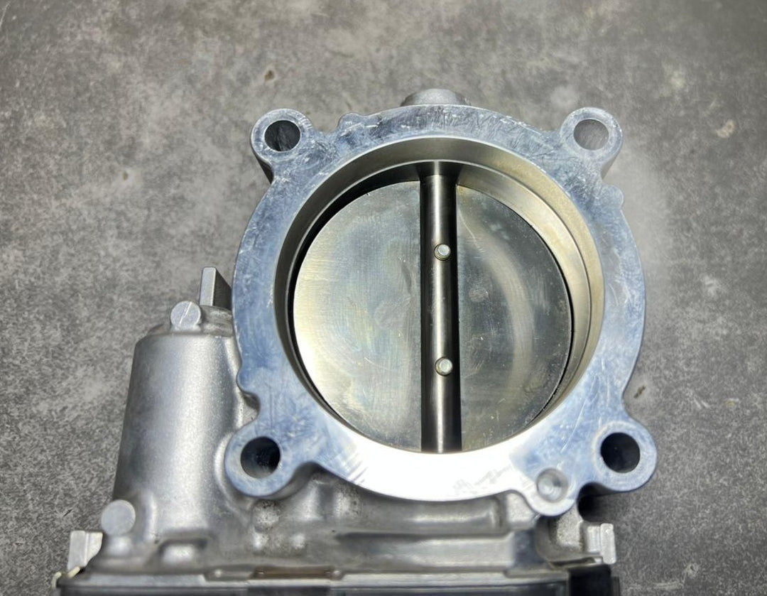17-22 Mercedes GLB CLA W205 OM264 OM260 Throttle Body Valve A264 1410100 OEM