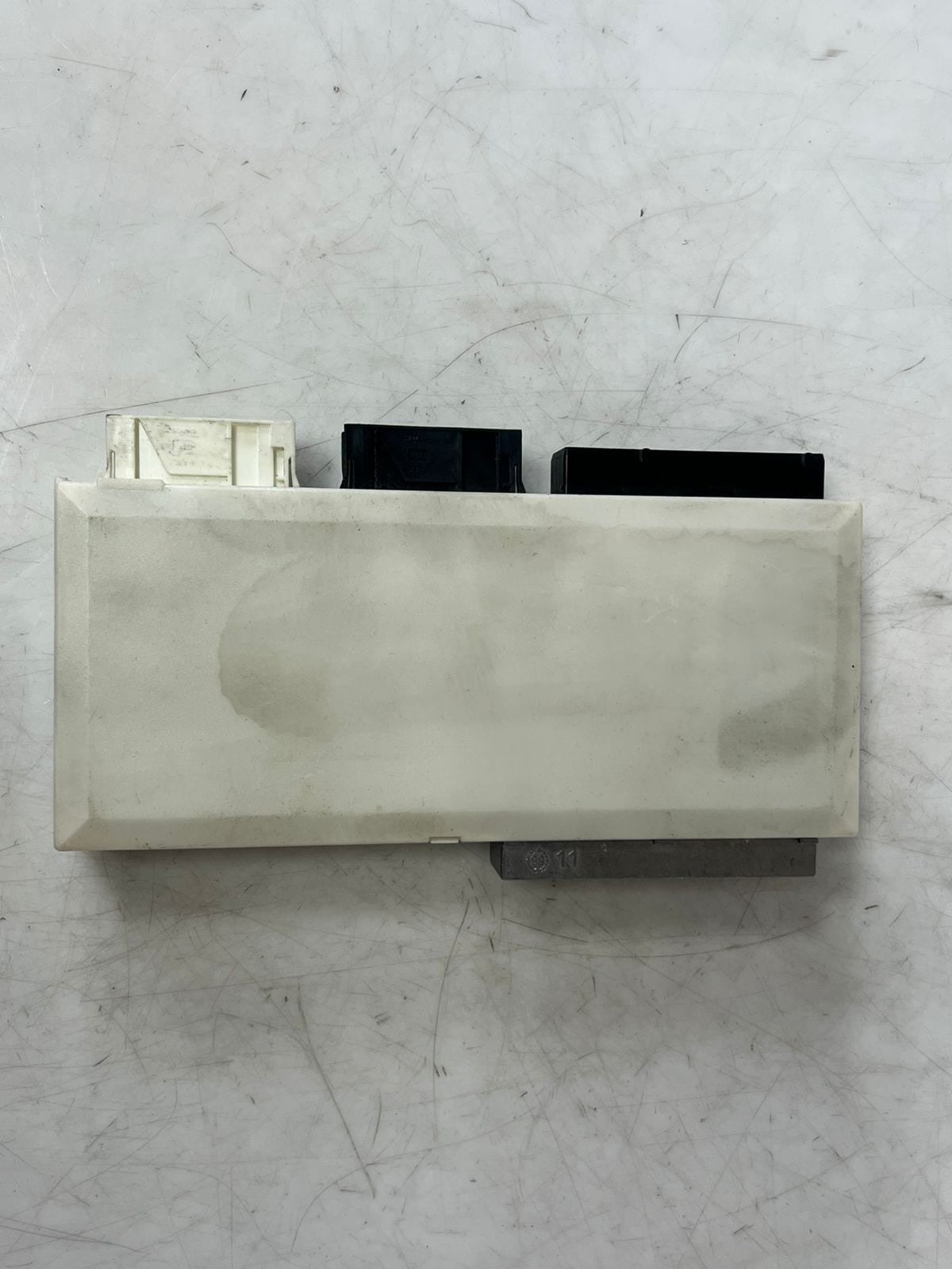 BMW E39 5 Series GM III HIGH 12V Body Control Module 6901229 OEM