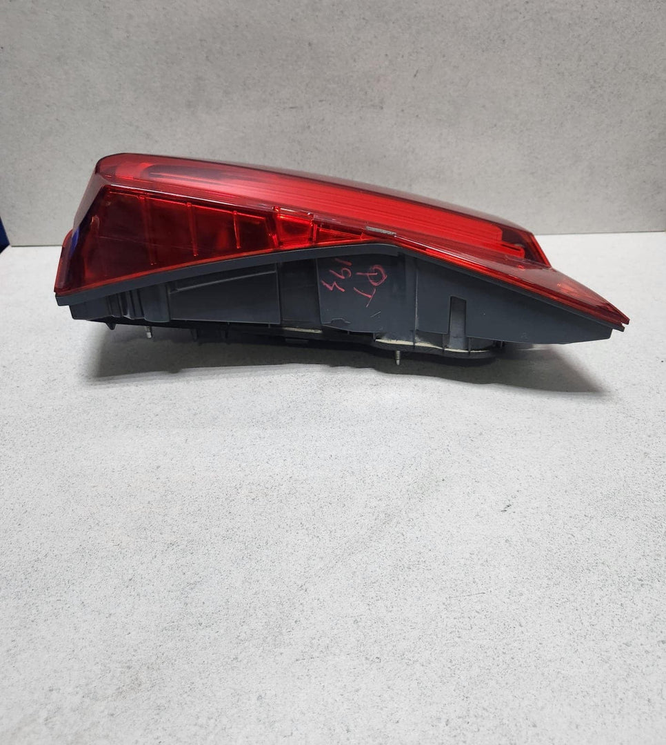 2016-2019 BMW 740i Rear Left Inner Taillight 7342967 7 Series G11 G12 740i 