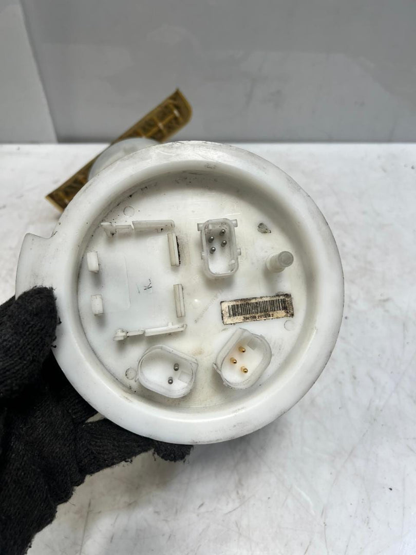 2010-2016 BMW 535i 5 Series F10 F11 Fuel Feed Unit 7341299 OEM