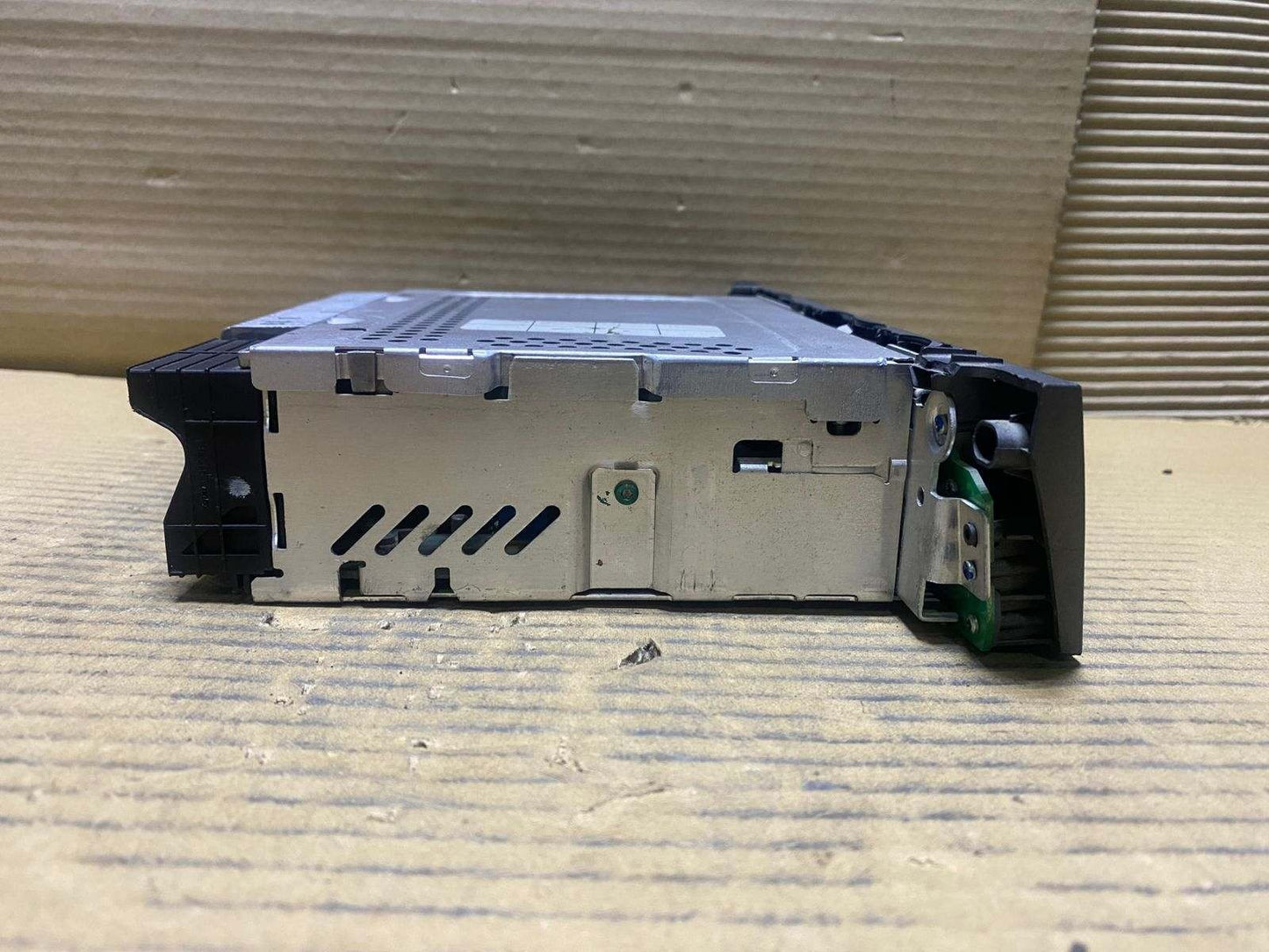 2004 BMW Z4 Navigation Head Unit 6933694 Z4 E85 E86
