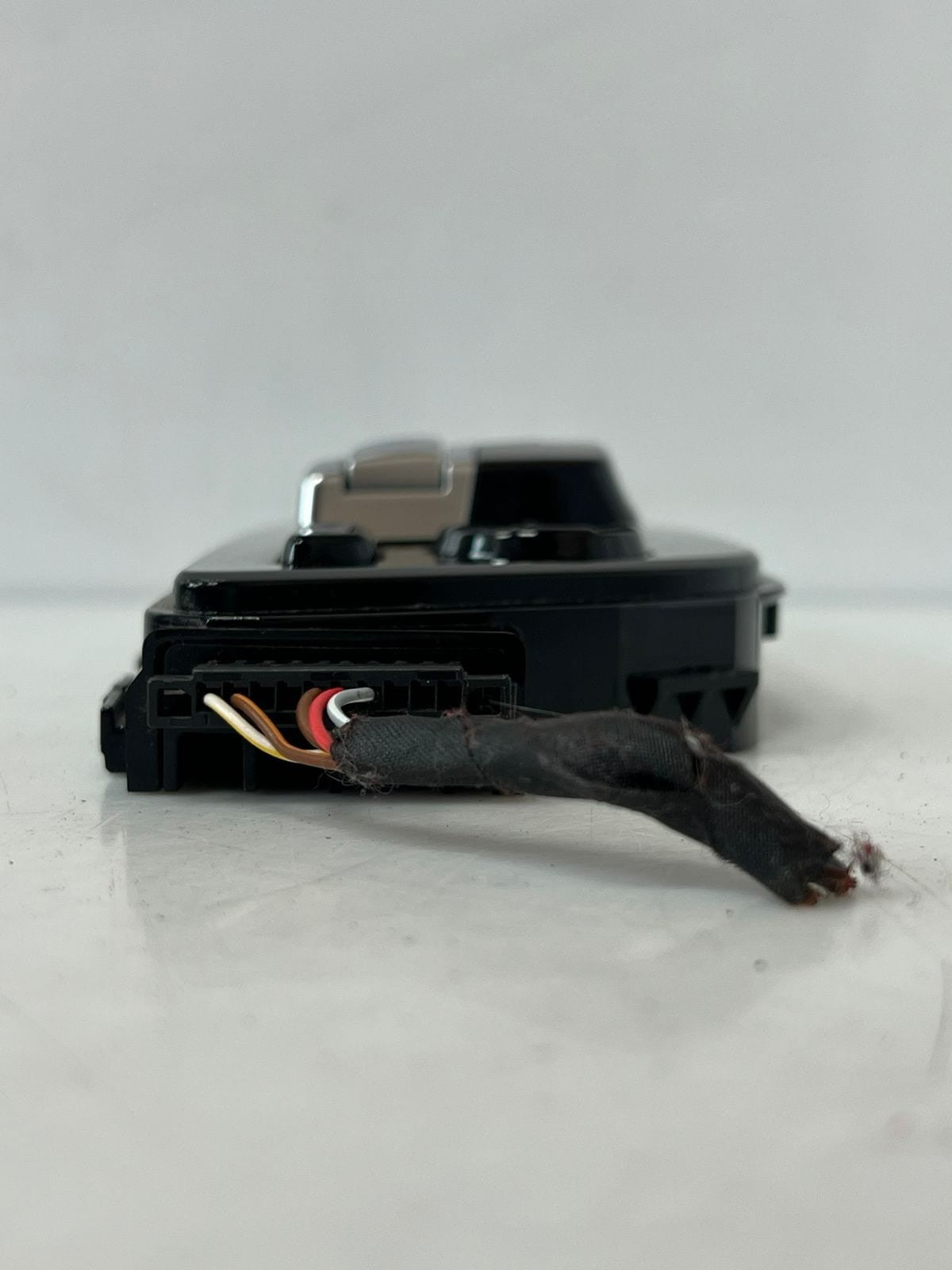16-19 BMW 750i M550i F90 G11 G12 G30 Front Right Seat Adjustment Switch 9384520