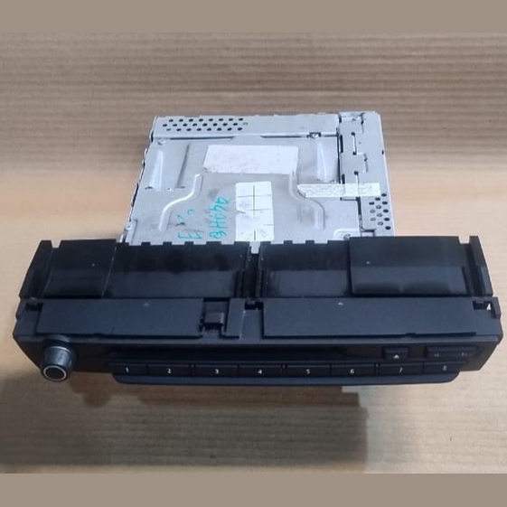 BMW X5 E70 CD RADIO PLAYER HEAD UNIT GENUINE BMW -  9147618