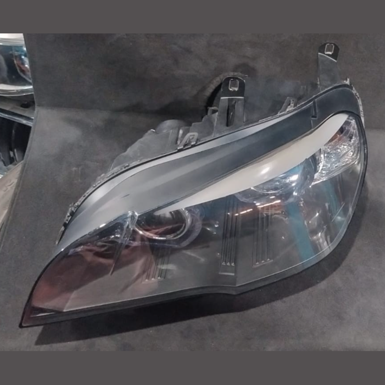 BMW X5 E70 LCI M SPORT LEFT XENON HEADLIGHT- 7221893 2013