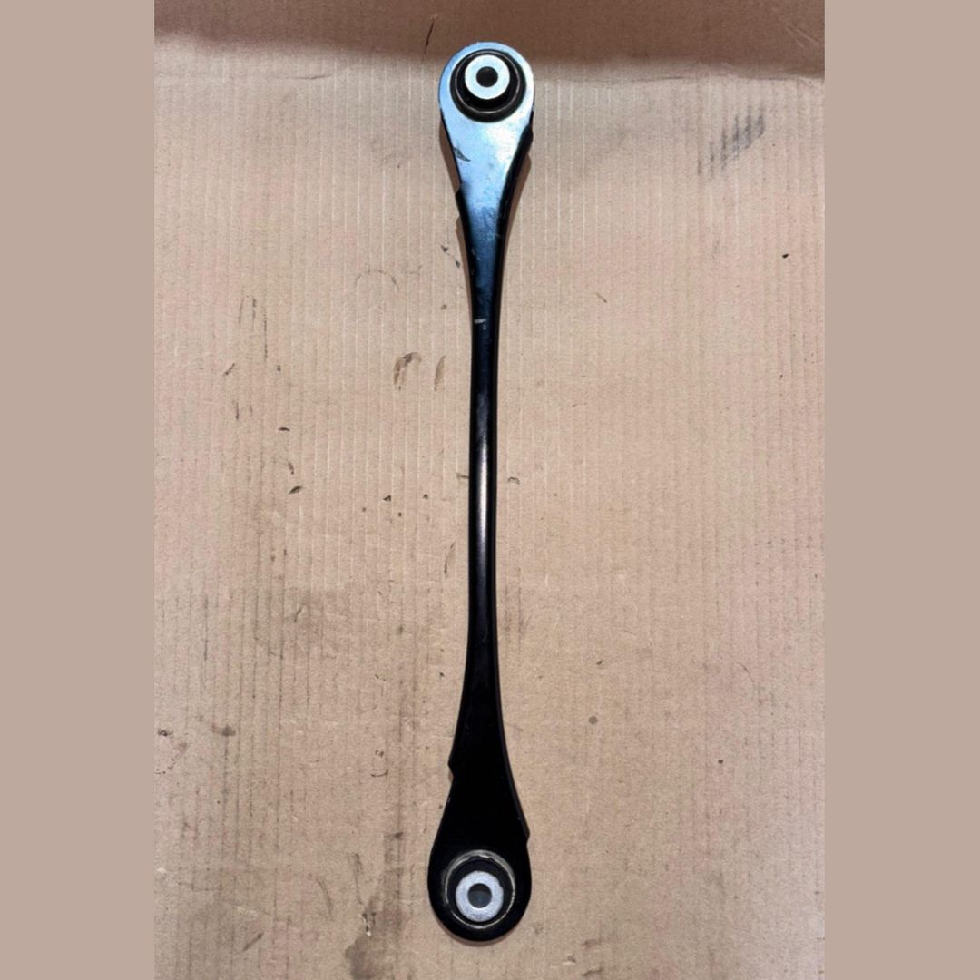BMW OEM  G20 G22 G42 REAR TRACK STRUT ARM WITH RUBBER MOUNT 6879659
