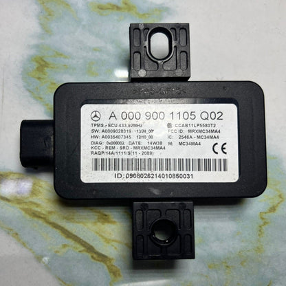 15-20 Mercedes C300 Tire Pressure Control Unit A0009001105 S-Class W222, C-Class
