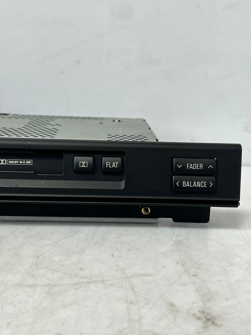 BMW C33 OCEANIA 12V DC NEGATIVE GND Business Radio 8362349 OEM