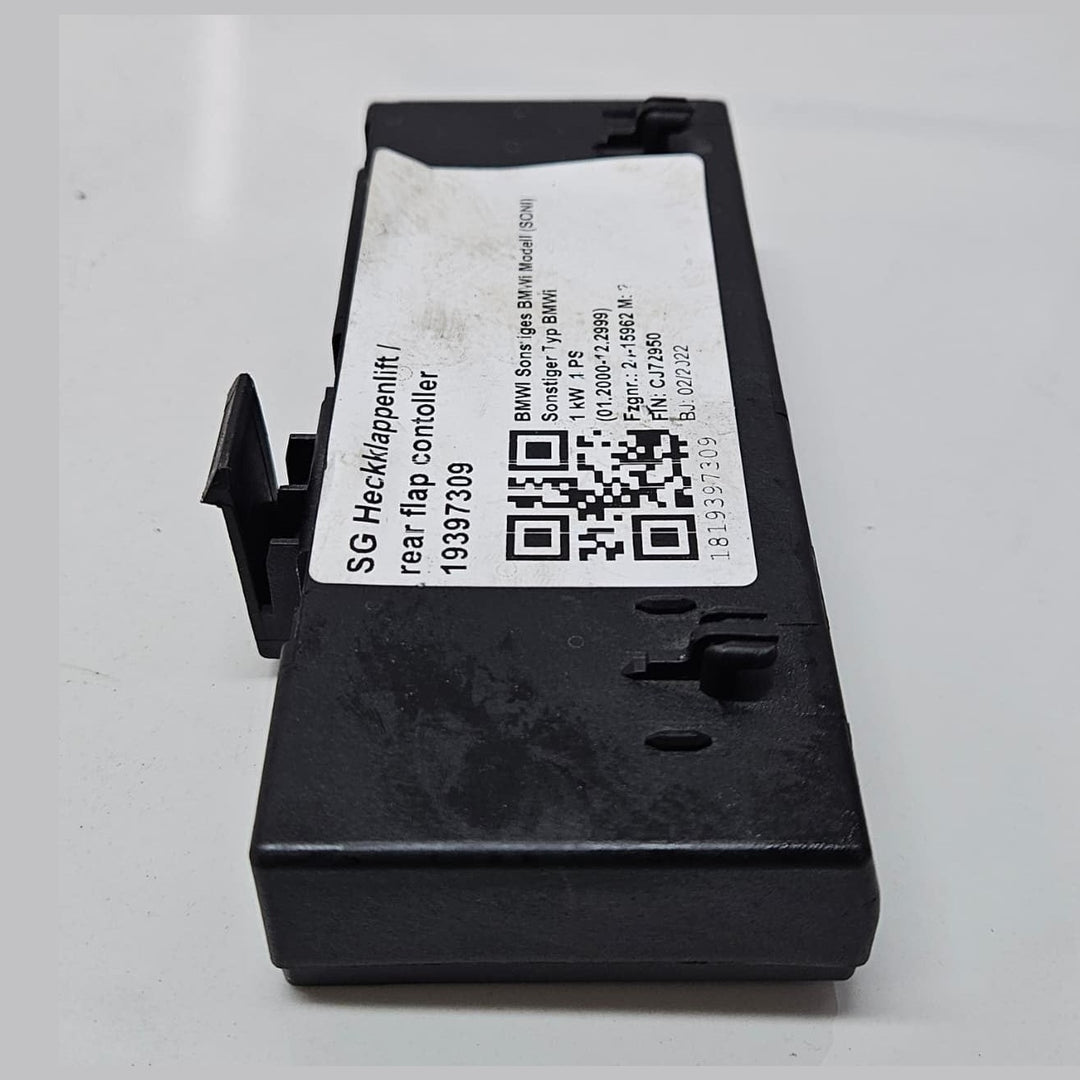 2022 BMW  iX I20 G61 Tailgate Control Unit 5A53D07