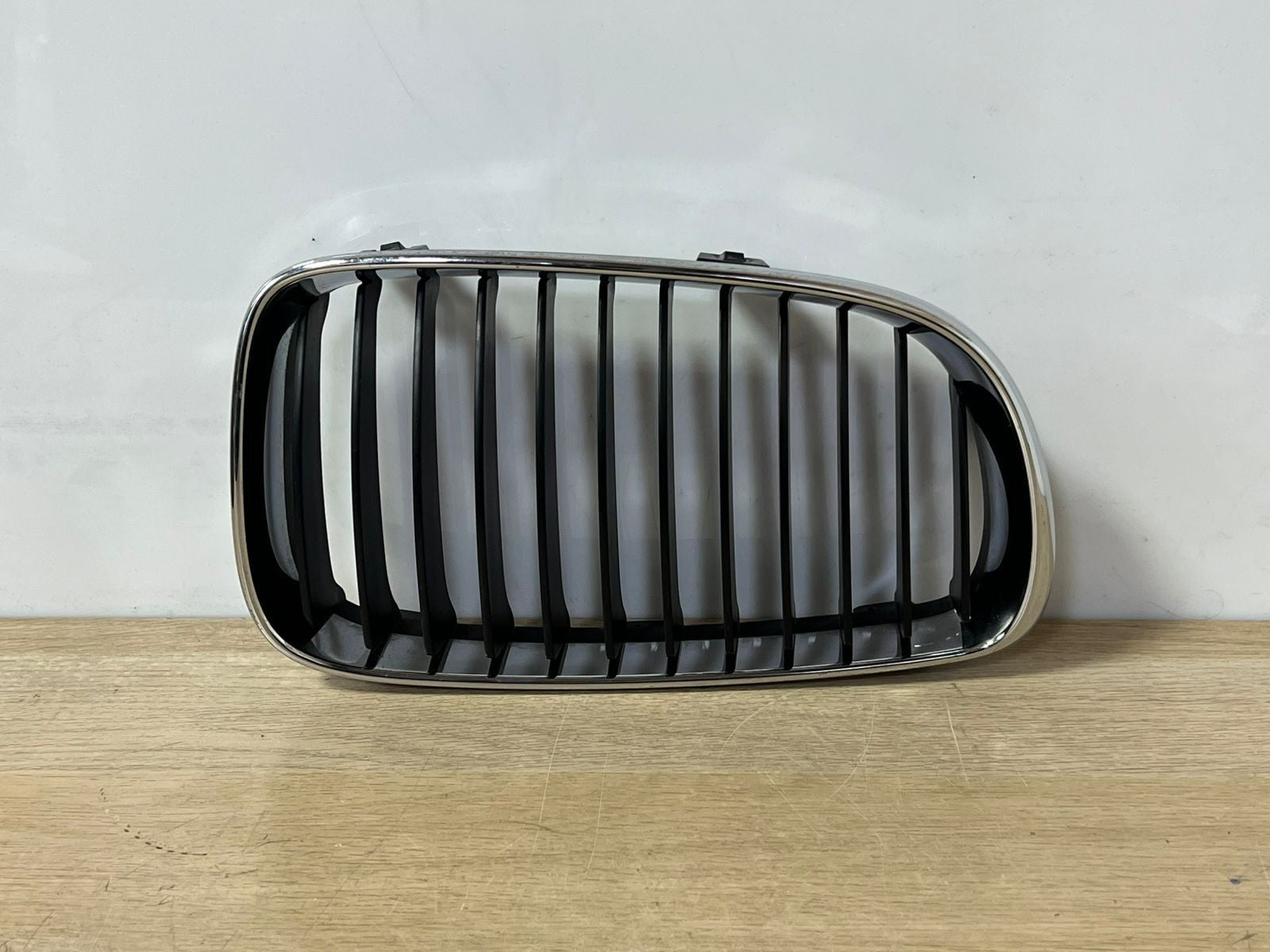 BMW 1 Series E81 E82 E87 LCI E88 Grille Chrome Frame Right O/S 7166440