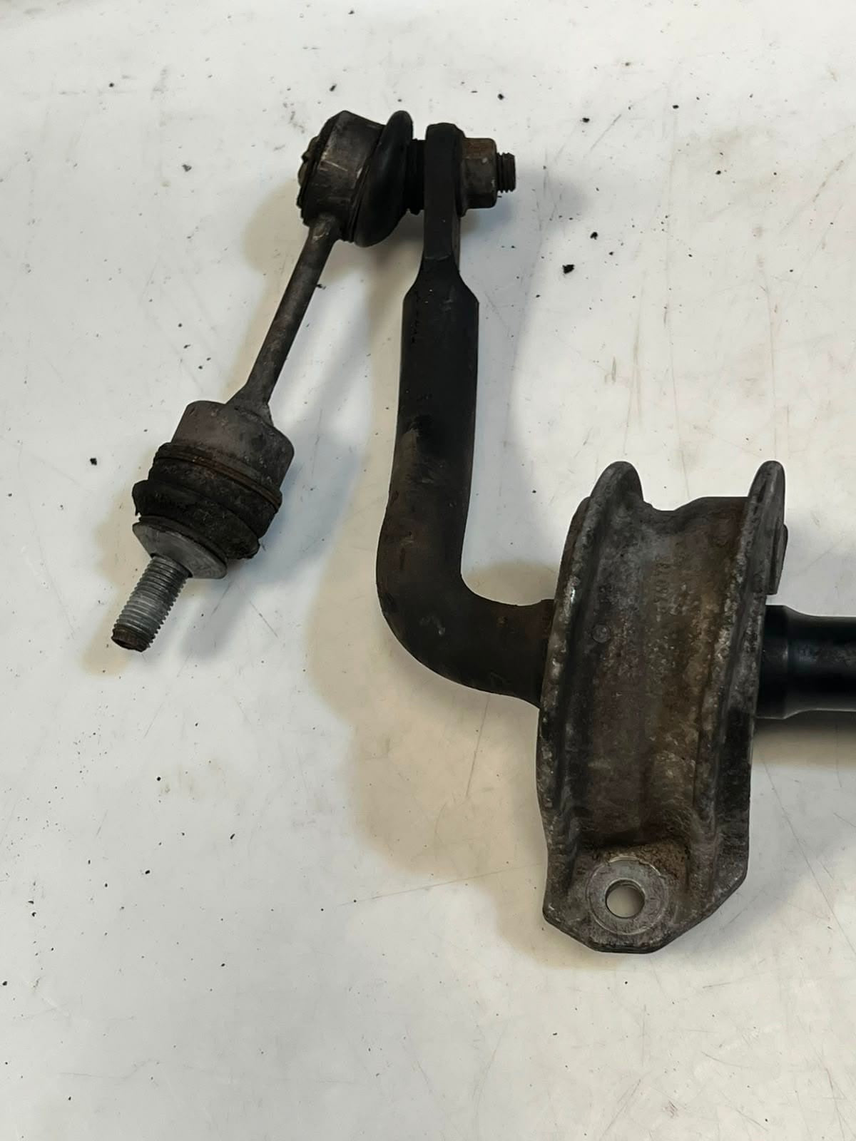 BMW 5 6 Series E60 E61 E63 E64 Rear Active Stabilizer Dynamic Drive 6760166 OEM