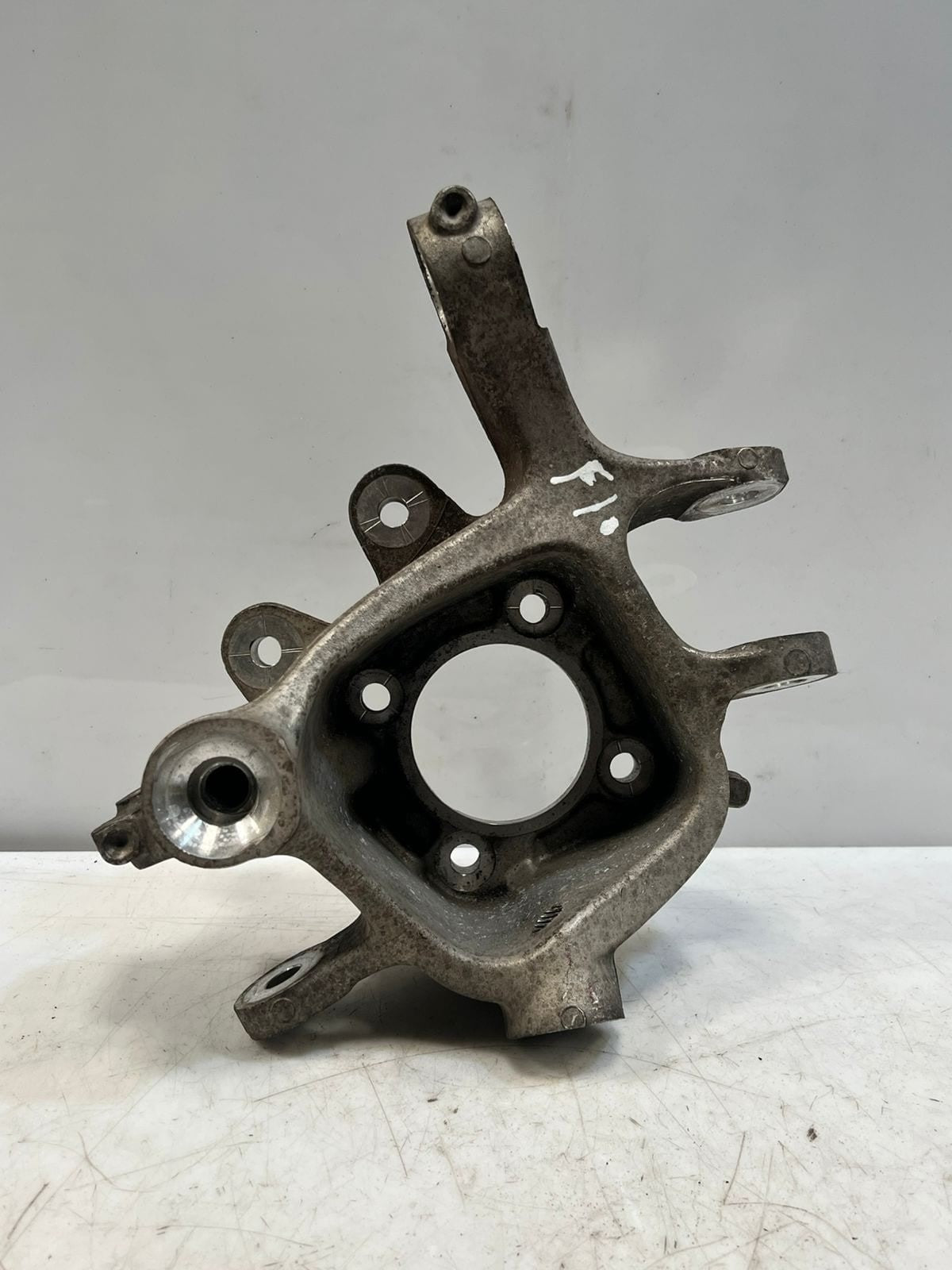 2011-2015 BMW 528i  5 Series F10 F11 AXLE Rear Wheel Bearing Hub 6793770 OEM