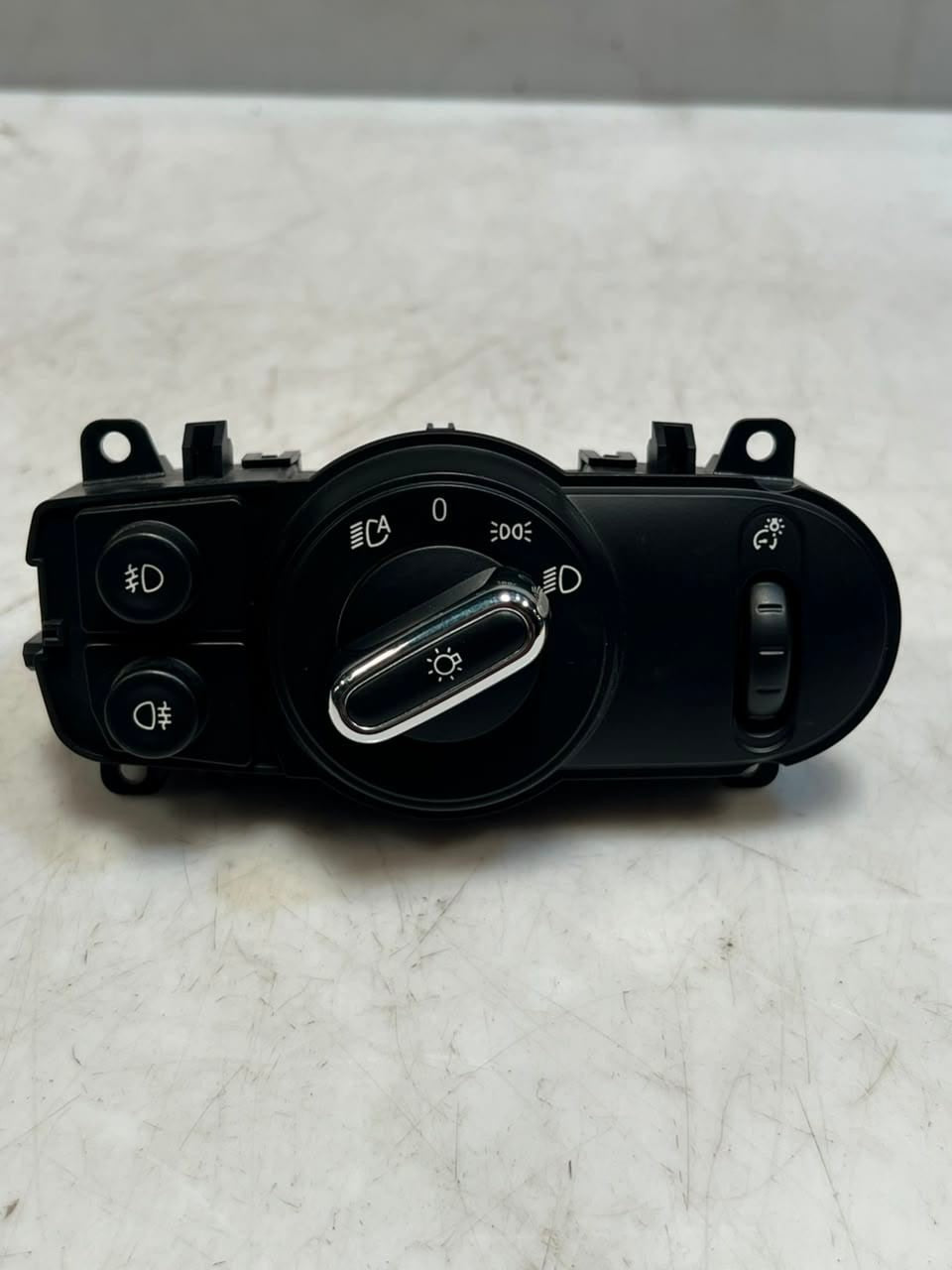 2015-2017 Mini Cooper F55 B38 F56 F57 Control Element Light Switch 5DOOR 9390255