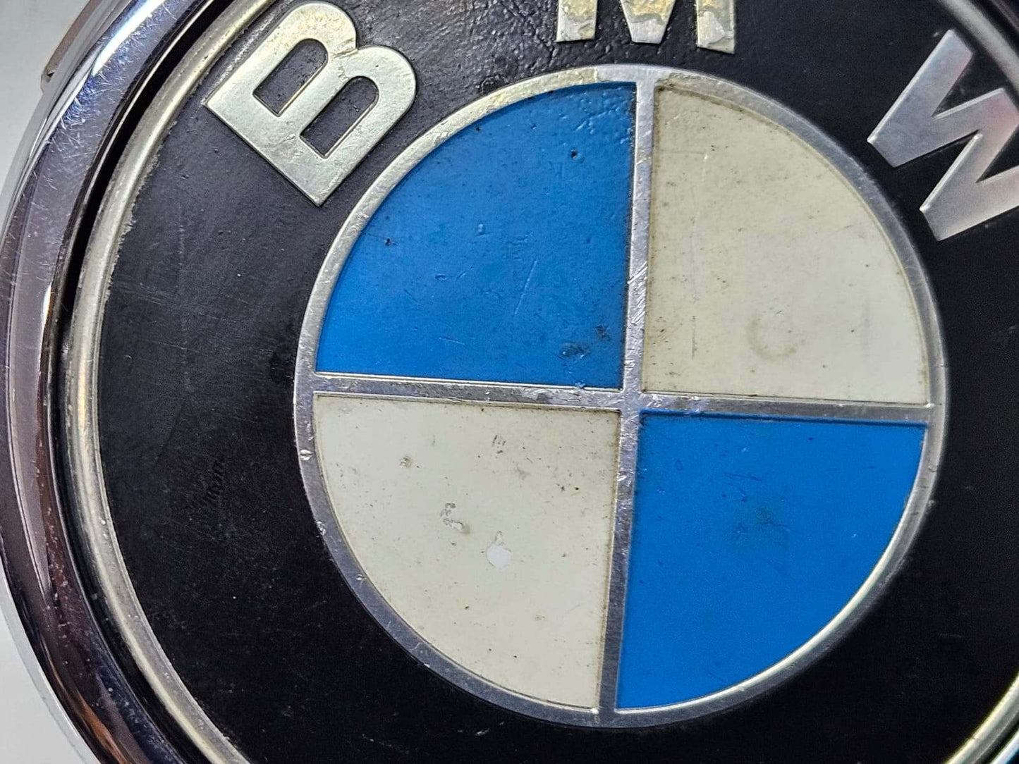 2013 - 19 BMW F06 F12 F13 M6 REAR TRUNK EMBLEM BADGE LOGO OEM 7234707