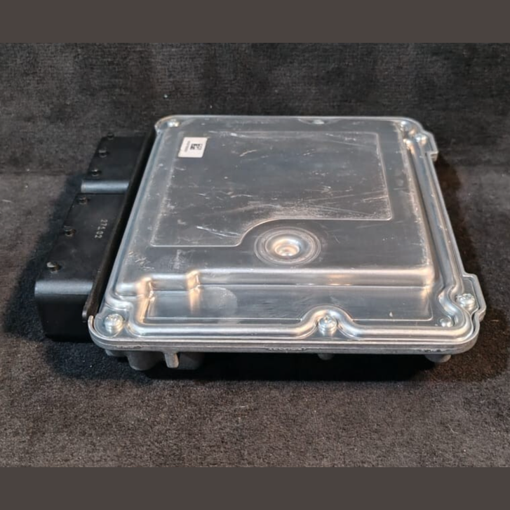 BMW F31 320D X3 F25 Engine Control Unit DDE Base Control Unit 8574094