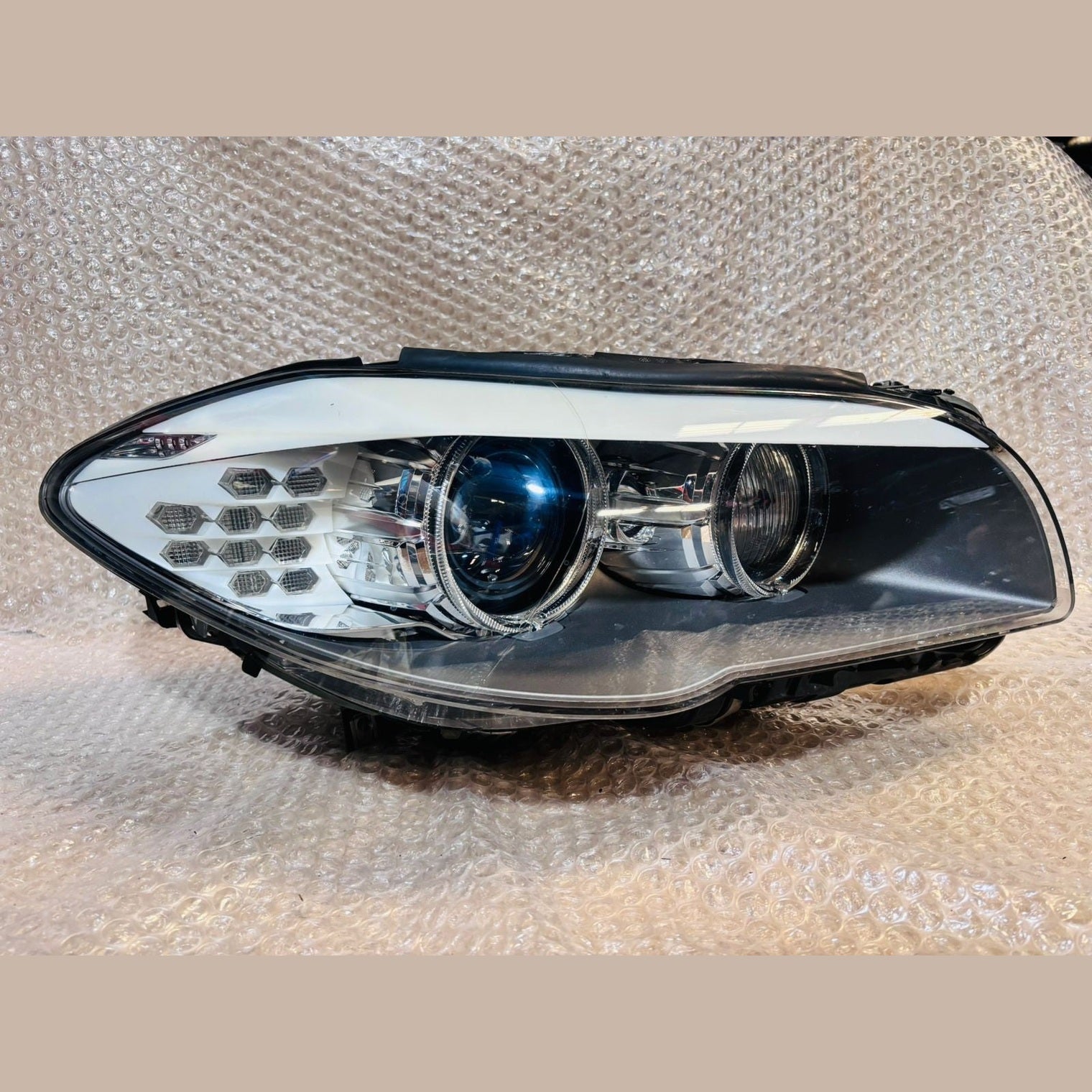 BMW F10 F11 M5 2009-2013 ADAPTIVE XENON HEADLIGHT RIGHT SIDE GENUINE RHD
