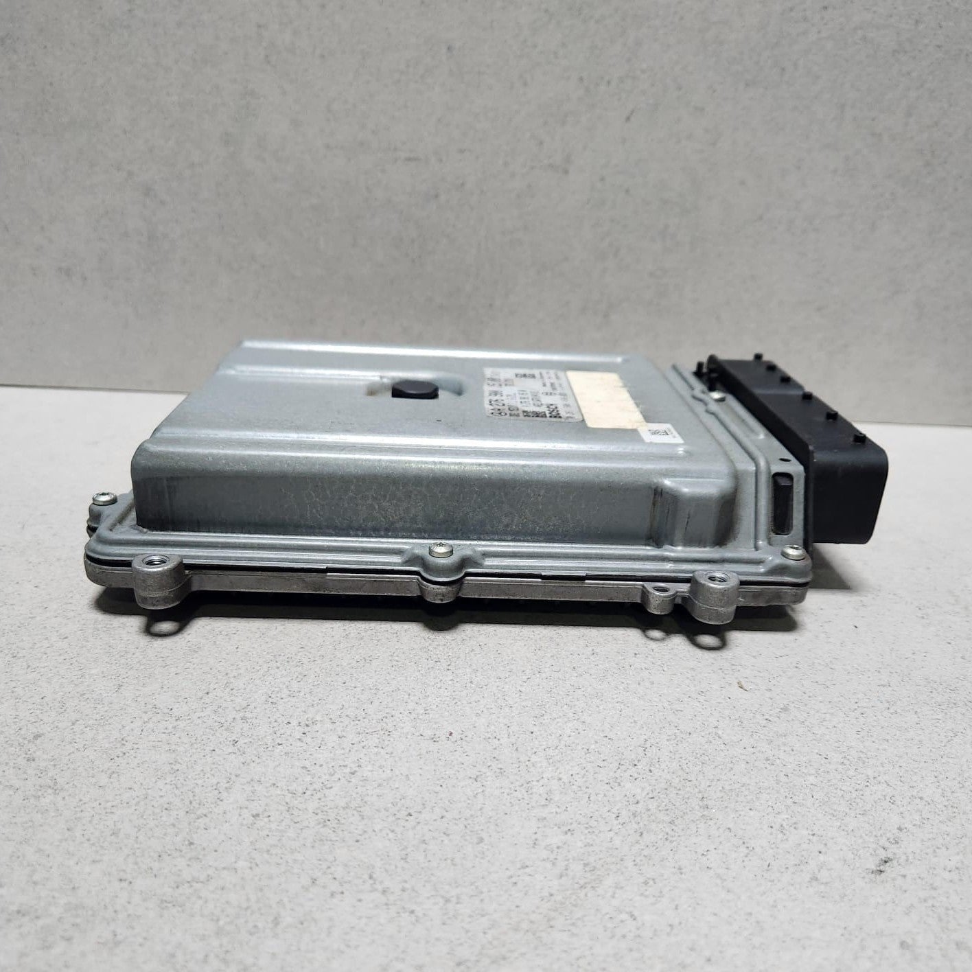2010-2015 Mercedes-Benz C350 Engine Control Unit A2769001500 W204 C350 