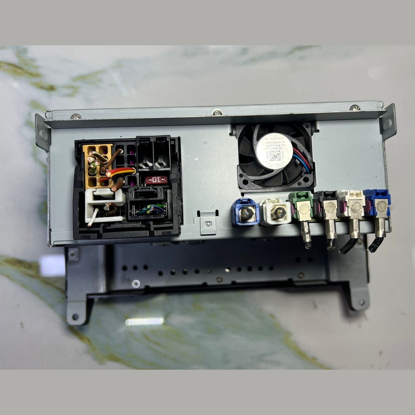 Mercedes-Benz W447 Vito Media Radio Navigation System Head Unit A447 9002919 0EM