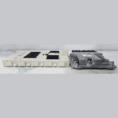 BMW F32 420d ECU Engine Control Unit Module 8576344