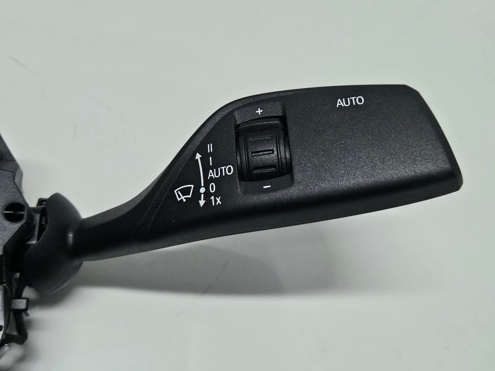 9436664-2018-2022 BMW X5 G05 RHD Switch Unit Steering Column OEM