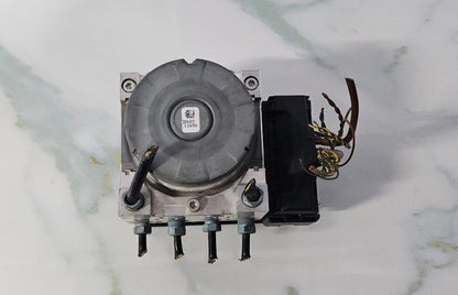 OEM BMW F20 F21 F22 F23 F30 F31 F32 ABS PUMP CONTROL MODULE 6871109 6871110