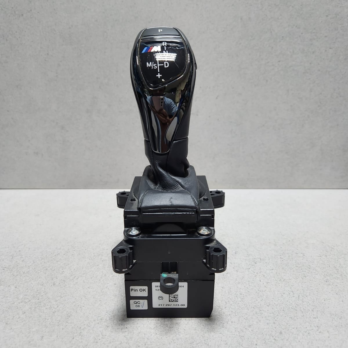 BMW Gear Selector Switch 9353966 F15 X5M and F16 X6M RHD